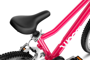 Woom GO 3 ergonomic saddle with integrated GoPro mount.